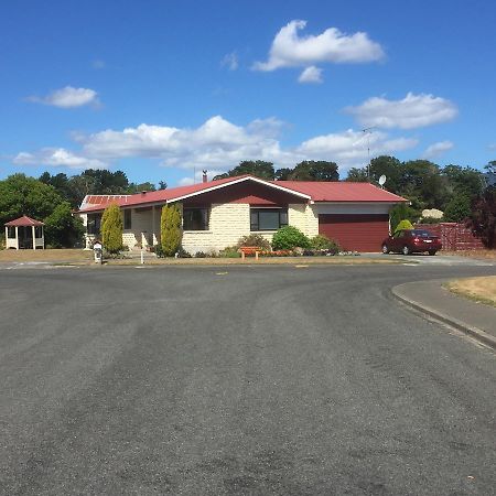 Ron And Tony'S Bed & Breakfast Tuatapere 外观 照片
